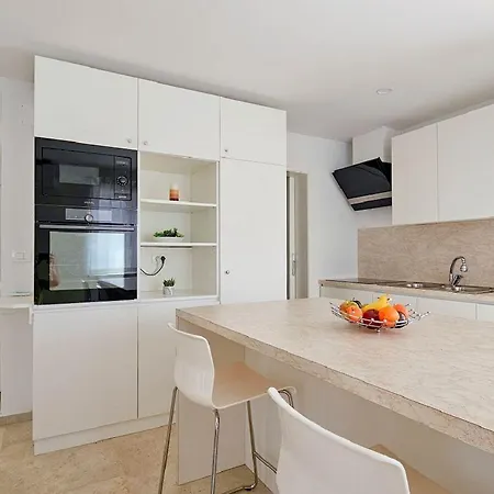 بيت للعطل Exquisite Mit Privatpool, Bbq, Kicker Und Bad En *