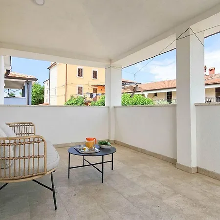 بيت للعطل Exquisite Mit Privatpool, Bbq, Kicker Und Bad En *