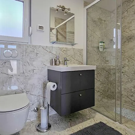 Exquisite Mit Privatpool, Bbq, Kicker Und Bad En بيت للعطل